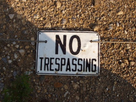 no trespassing
